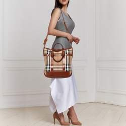 Pre Owned Burberry Beige/Tan House Check Canvas and Leather Hobo