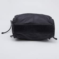 مملوكة مسبقًا Burberry Black Nylon and Leather Buckleigh Tote