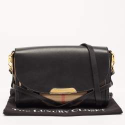 مملوكة مسبقًا Burberry Black House Check Canvas and Leather Abbott Shoulder Bag