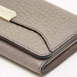 Pre Owned Burberry Beige Leather Flap Continental Wallet