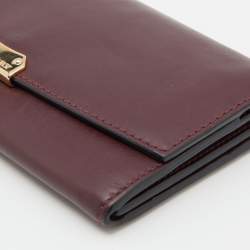 Pre Owned Burberry Burgundy Leather Flap Continental Wallet