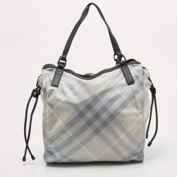 Pre Owned Burberry Black/Light Blue Nova Check Nylon and Leather Buckleigh Tote