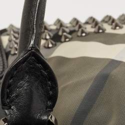 مملوكة مسبقًا Burberry Black Nova Check Nylon and Leather Studded Satchel