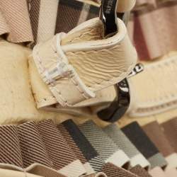 مملوكة مسبقًا Burberry Cream/Beige House Check PVC and Patent Leather Lowry Tote