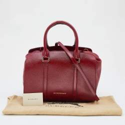 Pre Owned Burberry Red Patent and Leather Drawstring Tote