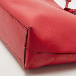 Pre Owned Burberry Red/Beige Haymarket Leather Reversible Lavenby Tote