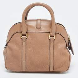 Pre Owned حقيبة كروس بربري بفيونكة صغيرة جلد حُبيبي بني