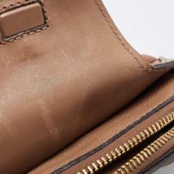 Pre Owned حقيبة كروس بربري بفيونكة صغيرة جلد حُبيبي بني