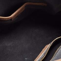 Pre Owned حقيبة كروس بربري بفيونكة صغيرة جلد حُبيبي بني