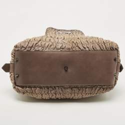 مملوكة مسبقًا حقيبة كتف بربري جلد مطوي ميتالك 