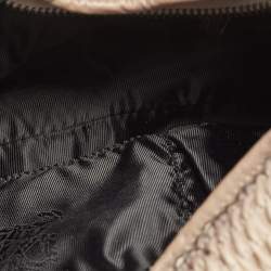 مملوكة مسبقًا حقيبة كتف بربري جلد مطوي ميتالك 