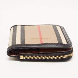 Pre Owned Burberry Black/Beige House Check PVC and Leather Allington Compact Wallet 