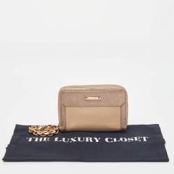 مملوكة مسبقًا Burberry Beige/Gold Leather Double Zip Chain Wallet