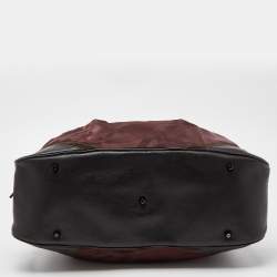 مملوكة مسبقًا حقيبة بربري جلد ونايلون نوفاتشيك أسود بسحاب مزدوج