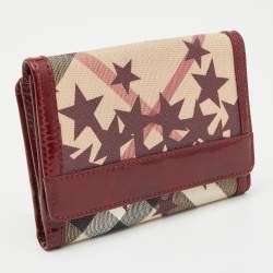 Pre Owned Burberry Burgundy Nova Check Stars PVC and Patent Leather Flap French Wallet