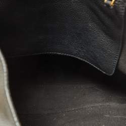 مملوكة مسبقًا حقيبة يد بربري شوبر ريمينجتون جلد سوداء 