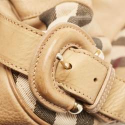Pre Owned Burberry Beige House Check Fabric and Leather Shoulder Bag