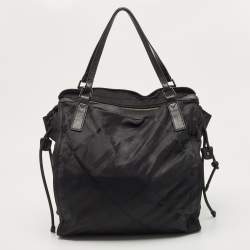 Pre Owned Burberry Black Nova Check Nylon and Leather Buckleigh Tote