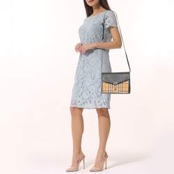 مملوكة مسبقًا حقيبة كروس بربري ماكين جلد وكانفاس كاروهات هاوس 