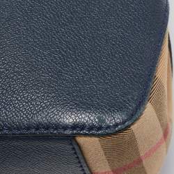 Pre Owned حقيبة كروس بربري هلمسلي جلد سوداء