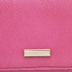 Pre Owned Burberry Pink Leather Flap Continental Wallet