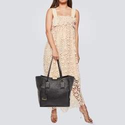 Pre Owned Burberry Black Grain Leather Woodbury Tote