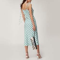 مملوكة مسبقًا حقيبة معصم كلتش بربري جلد لامعة وبي في سي كاروهات نوفا سوداء / بيج مرصعة 