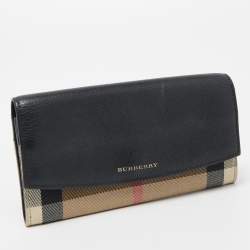 مملوكة مسبقًا محفظة كونتيننتال بربري كانفاس كاروهات هاوس تشيك وجلد أسود/ بيج بقلاب 