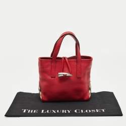 مملوكة مسبقًا Burberry Red Leather Shark Tooth Tote