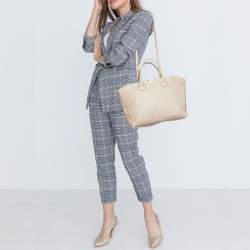 مملوكة مسبقًا Burberry Beige Leather Medium Dewsbury Tote 