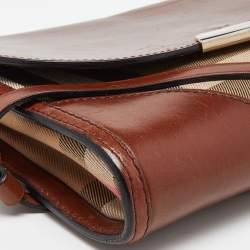 مملوكة مسبقًا Burberry Brown/Beige House Check Canvas and Leather Abbott Shoulder Bag