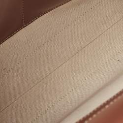 Pre Owned حقيبة بربري كانفاس وجلد أبيض/عنابي بجيب متوسطة