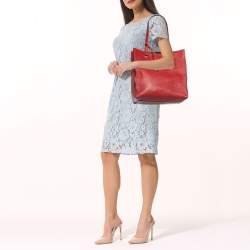 Pre Owned Burberry Red Grain Leather Woodbury Tote