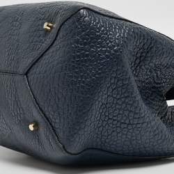 مملوكة مسبقًا Burberry Navy Blue Embossed Leather Canterbury Tote