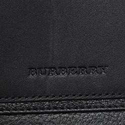 Pre Owned Burberry Black Leather Zip Bifold Wallet