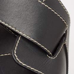 Pre Owned Burberry Black Leather Grommet Bucket Bag