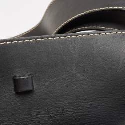 Pre Owned Burberry Black Leather Grommet Bucket Bag