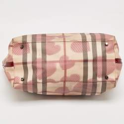 مملوكة مسبقًا Burberry Burgundy/Beige Heart Print Check PVC and Patent Leather Brit Tote