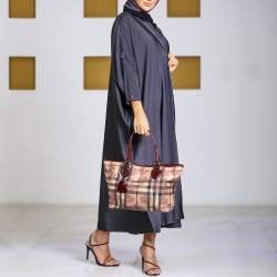 مملوكة مسبقًا Burberry Burgundy/Beige Heart Print Check PVC and Patent Leather Brit Tote