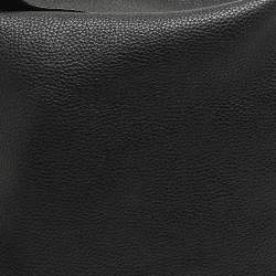 Pre Owned Burberry Black Leather Cale Hobo