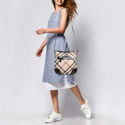 مملوكة مسبقًا Burberry Black/Beige Supernova Check PVC and Patent Leather Dryden Crossbody Bag