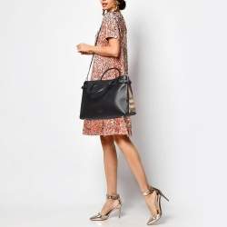 Pre Owned Burberry Black/Beige Leather and House Check Fabric Medium Banner Tote