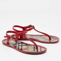 مملوكة مسبقًا Burberry Red Jelly Thong Flat Sandals Size 38