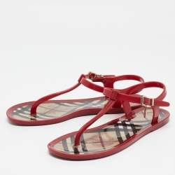 مملوكة مسبقًا Burberry Red Jelly Thong Flat Sandals Size 38