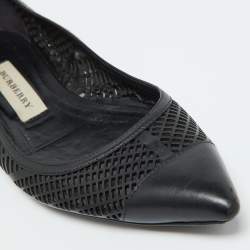 Burberry Black Laser Cut Leather Bradshaw Pointed Toe Flats Size 38