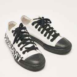 مملوكة مسبقًا Burberry White/Black Fabric Larkhall Logo Low Top Sneakers Size 38