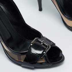 Pre Owned Burberry Black/Beige Canvas and Patent Leather Peep Toe Pumps Size 41