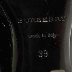 Pre Owned Burberry Black Patent Leather Buckle Detail Pumps Size 39