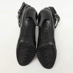 Burberry Black Quilted Leather Brit Beverly Ankle Booties Size 37