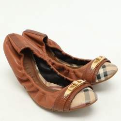 Burberry Brown Leather and Nova Check Coated Canvas Drayton Twistlock Scrunch Ballet Flats Size 37